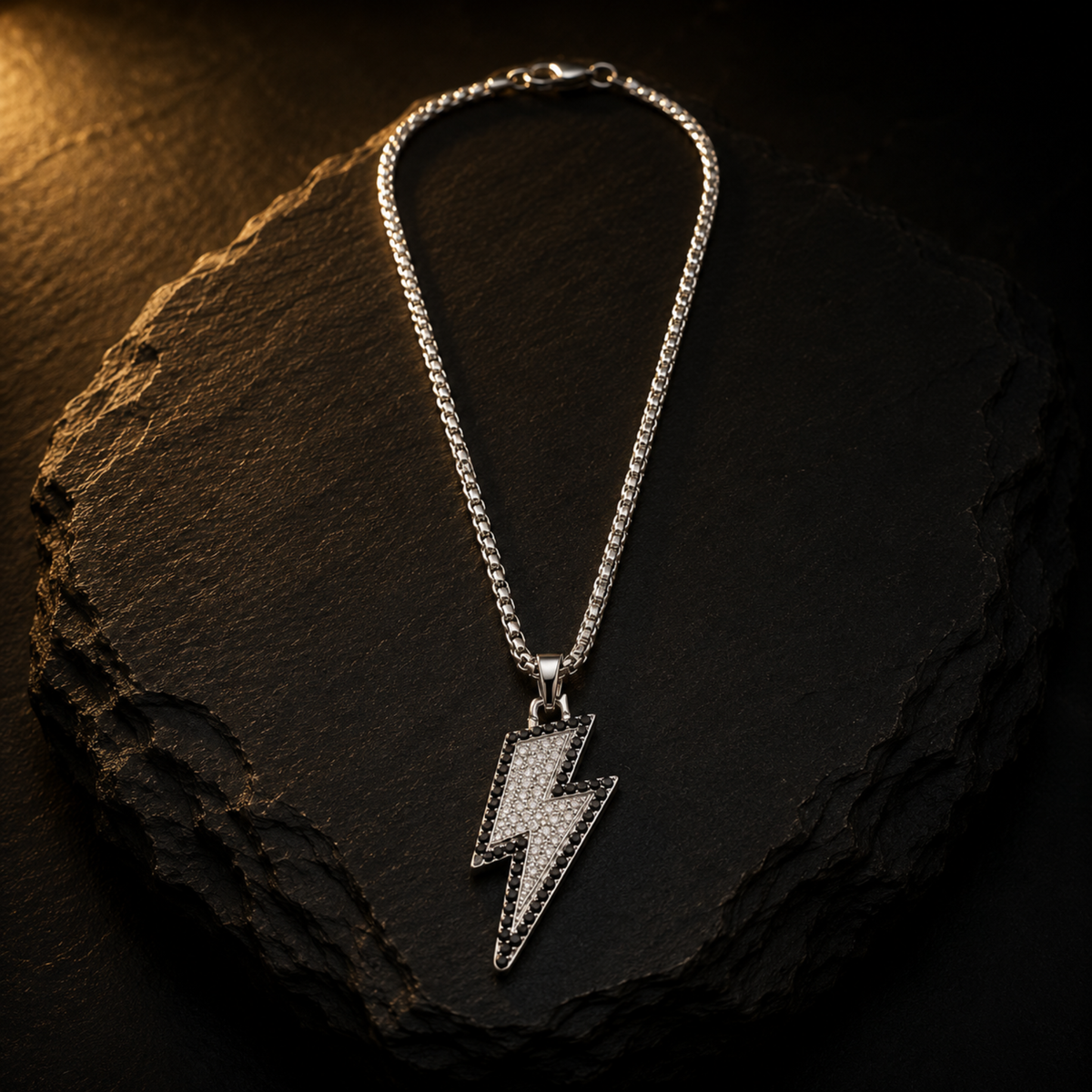 Volt Strike Pendant